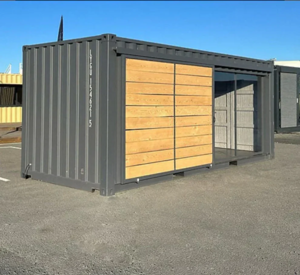 Contenedor tienda quiosco Zen-Box con puerta corredera de madera