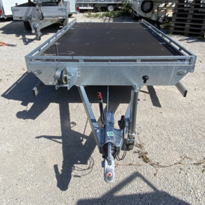 Remolque plataforma 5 metros Boro Atlas de 3500 kg con rampas
